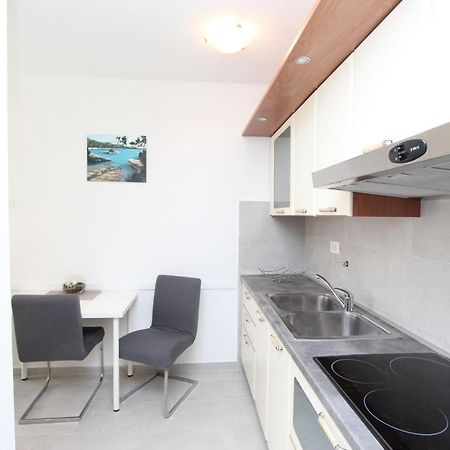 Apartment Stellina Ровин Екстериор снимка