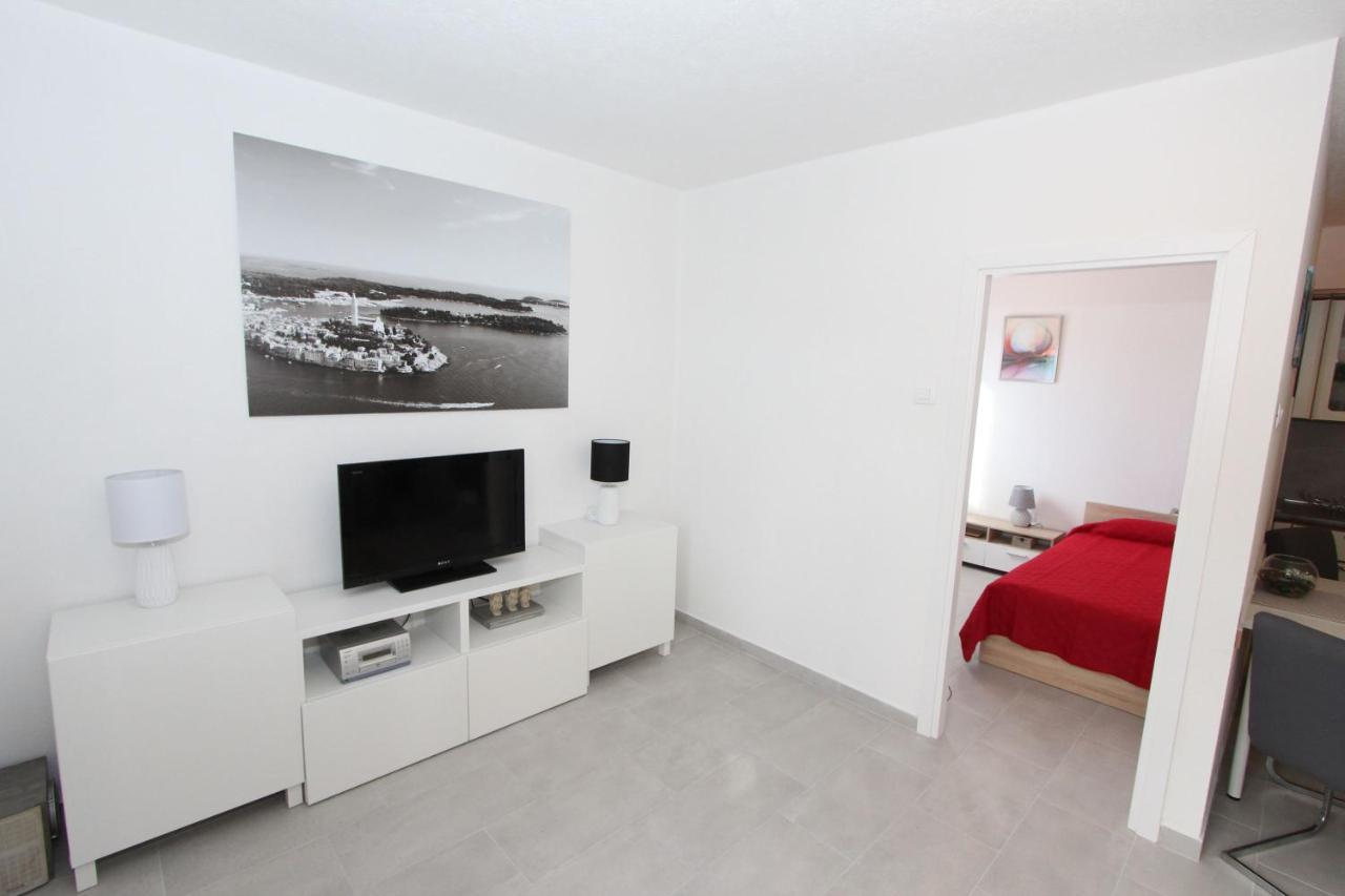 Apartment Stellina Ровин Екстериор снимка
