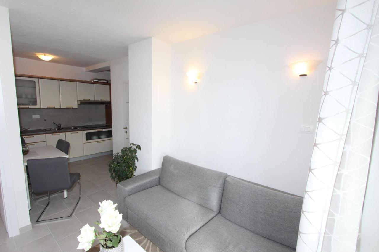 Apartment Stellina Ровин Екстериор снимка